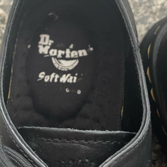 Barely worn doc martens loafers size 6.5 w - Picture 2 of 4